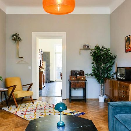 Kunstvolles Apartment Im Zentrum - Free Parking Graz Extérieur photo